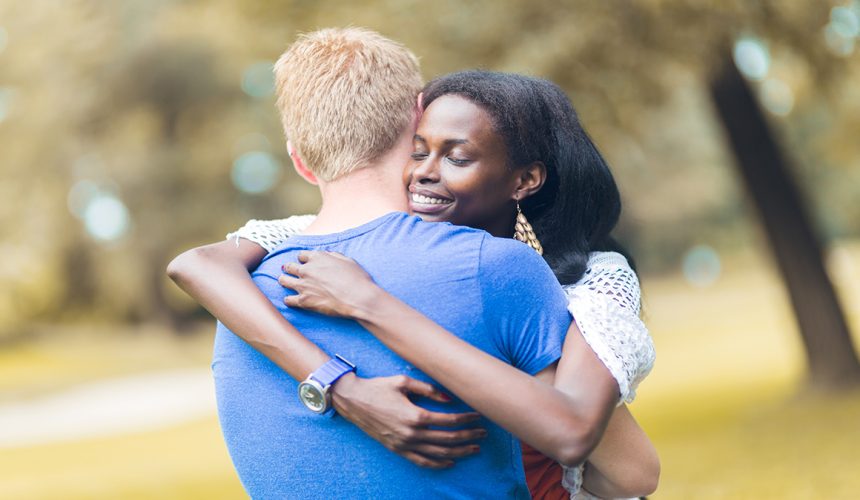 ¿Es la Persona Correcta? Claves para Discernir si Tienes la Pareja Adecuada ¿Es la Persona Correcta? Claves para Discernir si Tienes la Pareja Adecuada